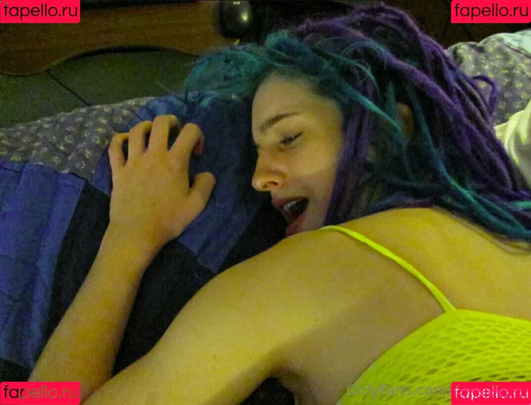 xxxmaren Onlyfans Photo Gallery 