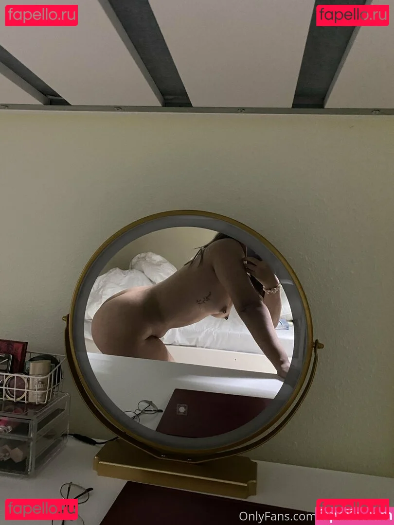 Cottoncollars Onlyfans Photo Gallery 