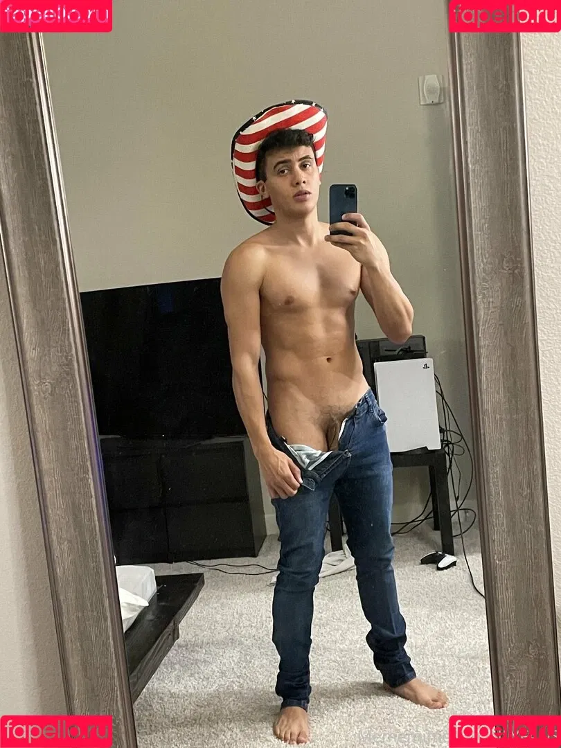mememimo4 Onlyfans Photo Gallery 