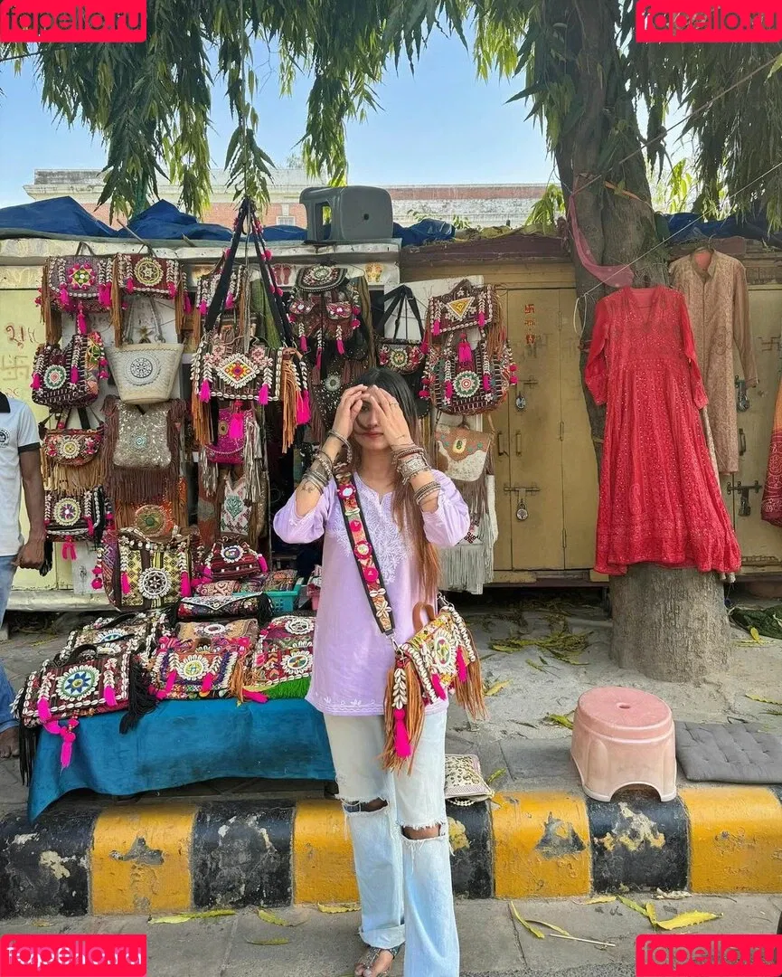 Sushma Onlyfans Photo Gallery 