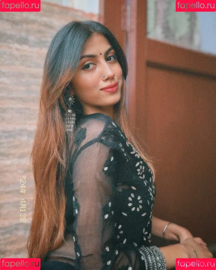 Sushma Onlyfans Photo Gallery 