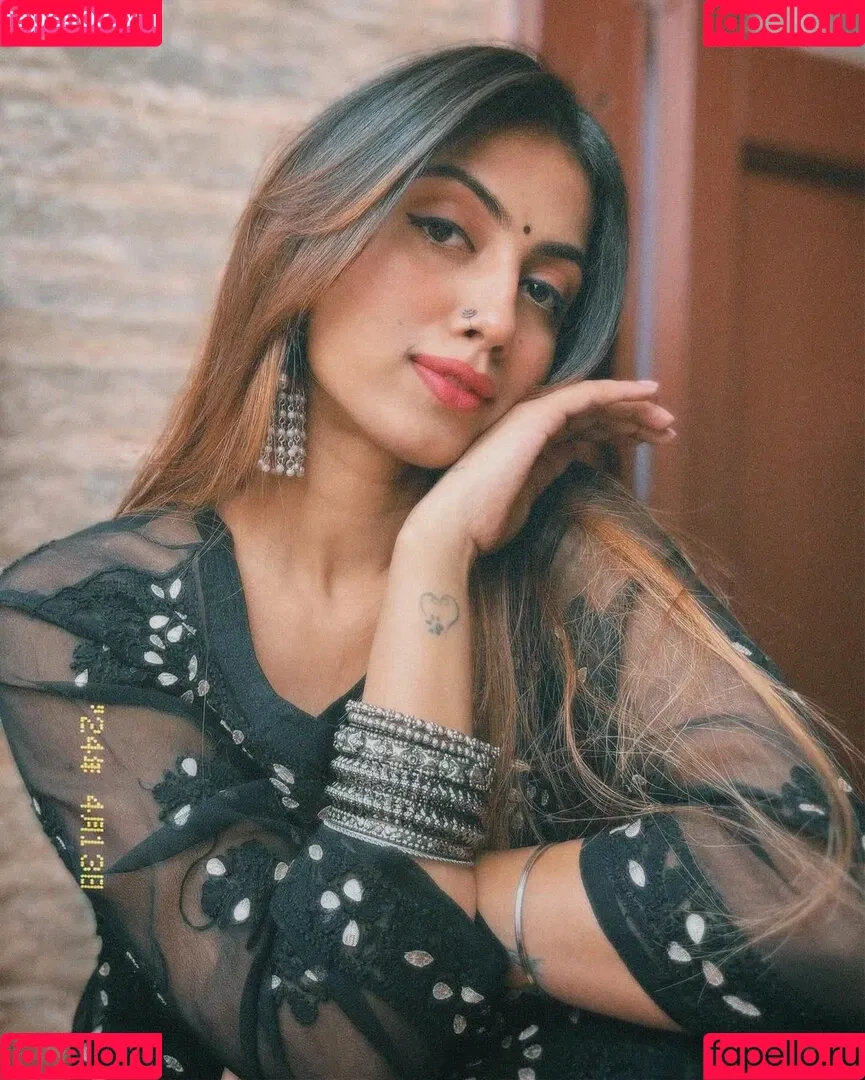 Sushma Onlyfans Photo Gallery 