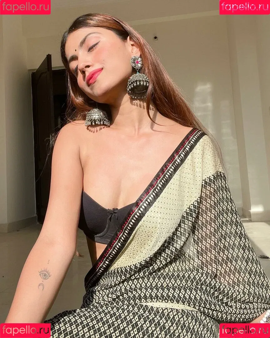 Sushma Onlyfans Photo Gallery 
