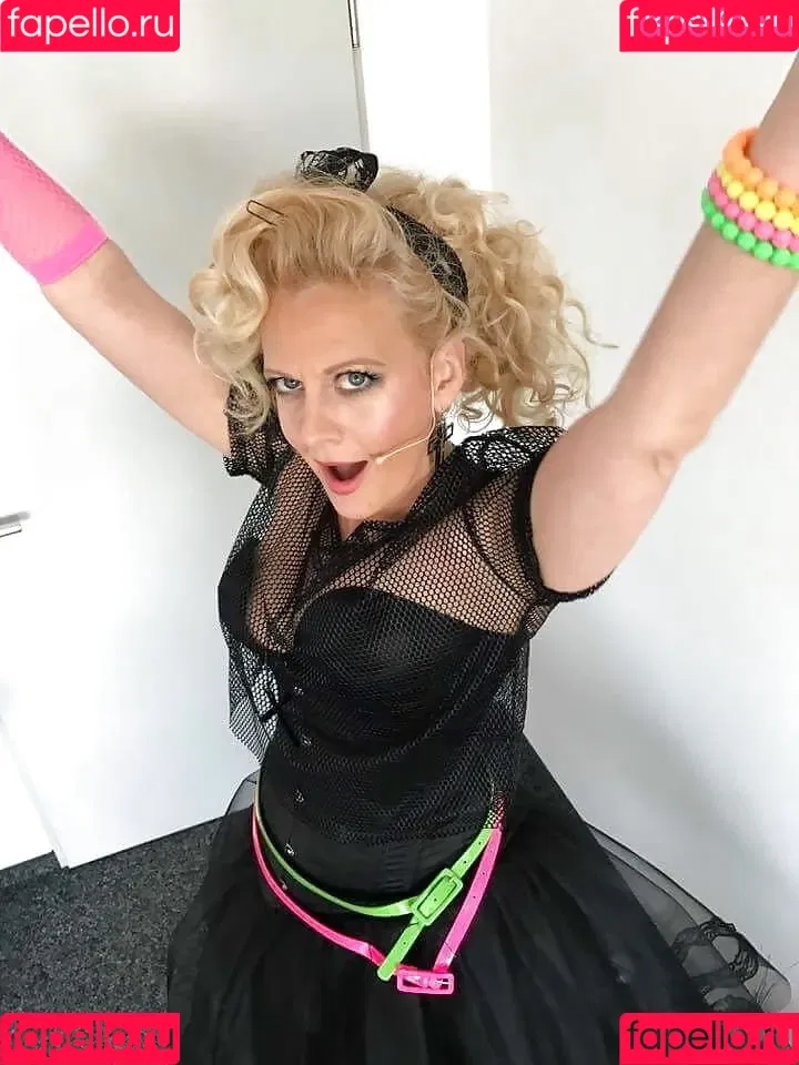 Barbara Schöneberger Onlyfans Photo Gallery 