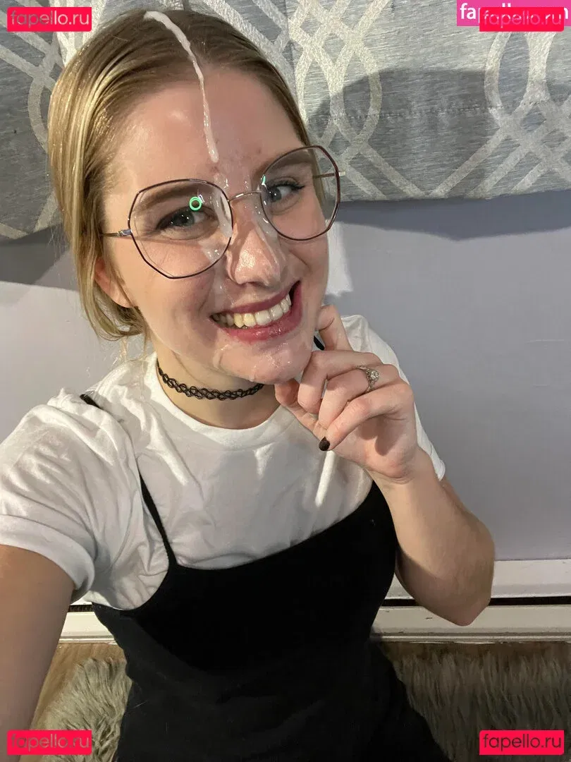 Melody Katt Onlyfans Photo Gallery 