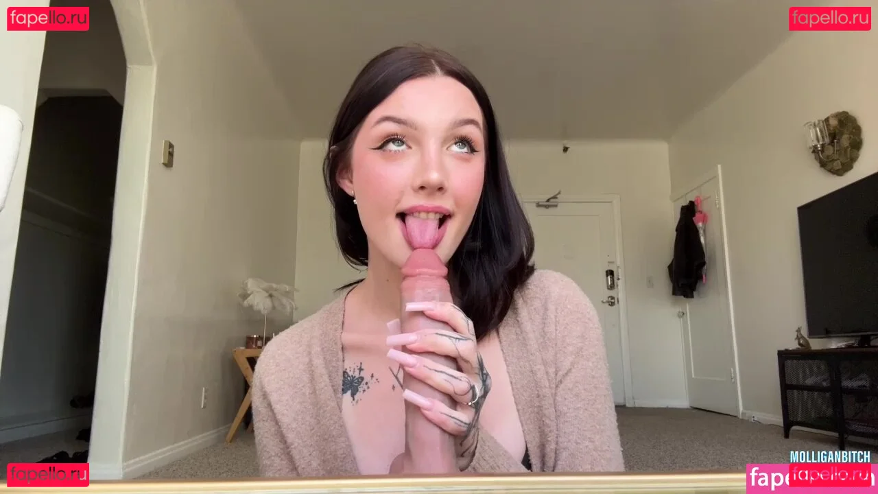 Julia Molligan Onlyfans Photo Gallery 