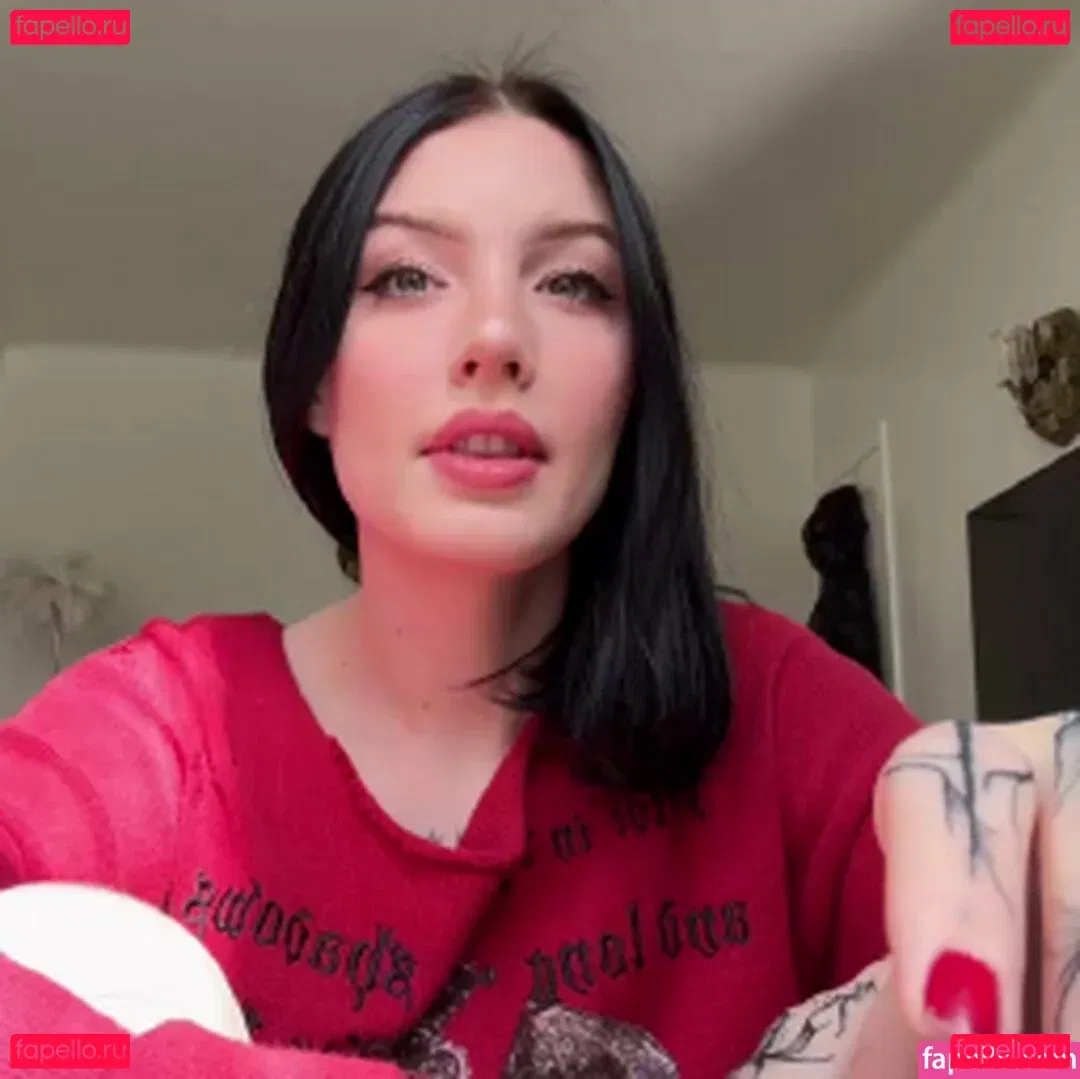 Julia Molligan Onlyfans Photo Gallery 