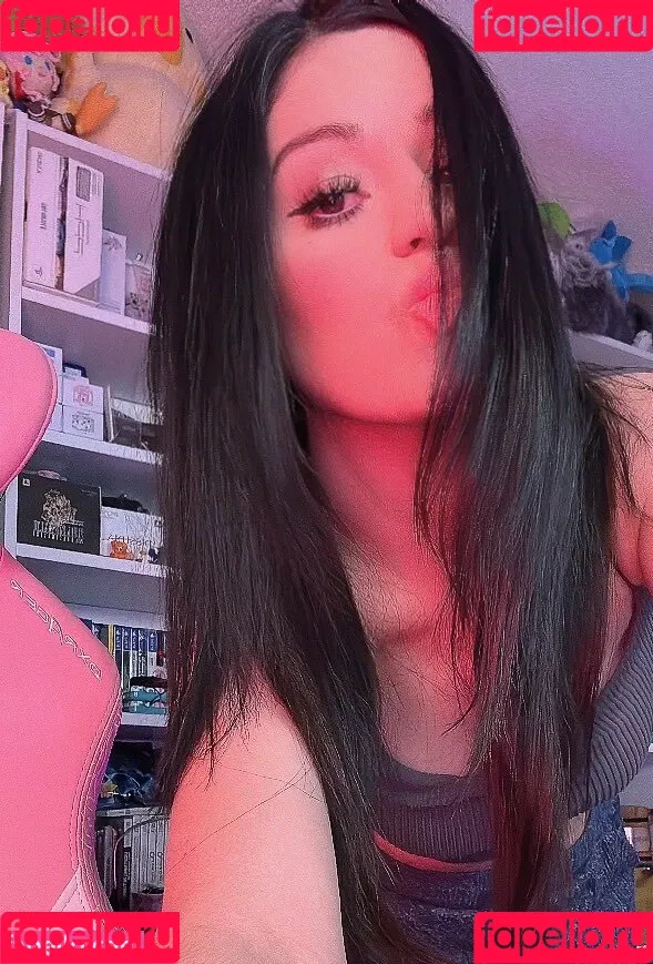 Yunalescka Onlyfans Photo Gallery 