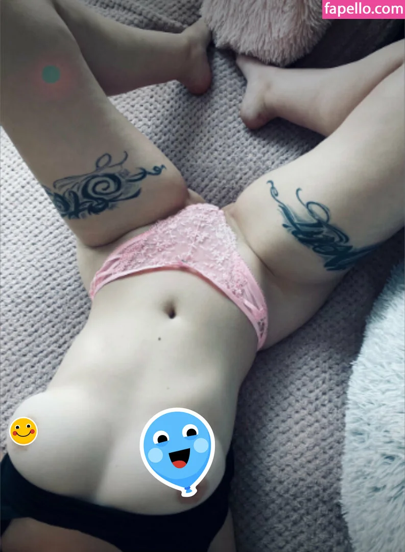 hollyclue Onlyfans Photo Gallery 