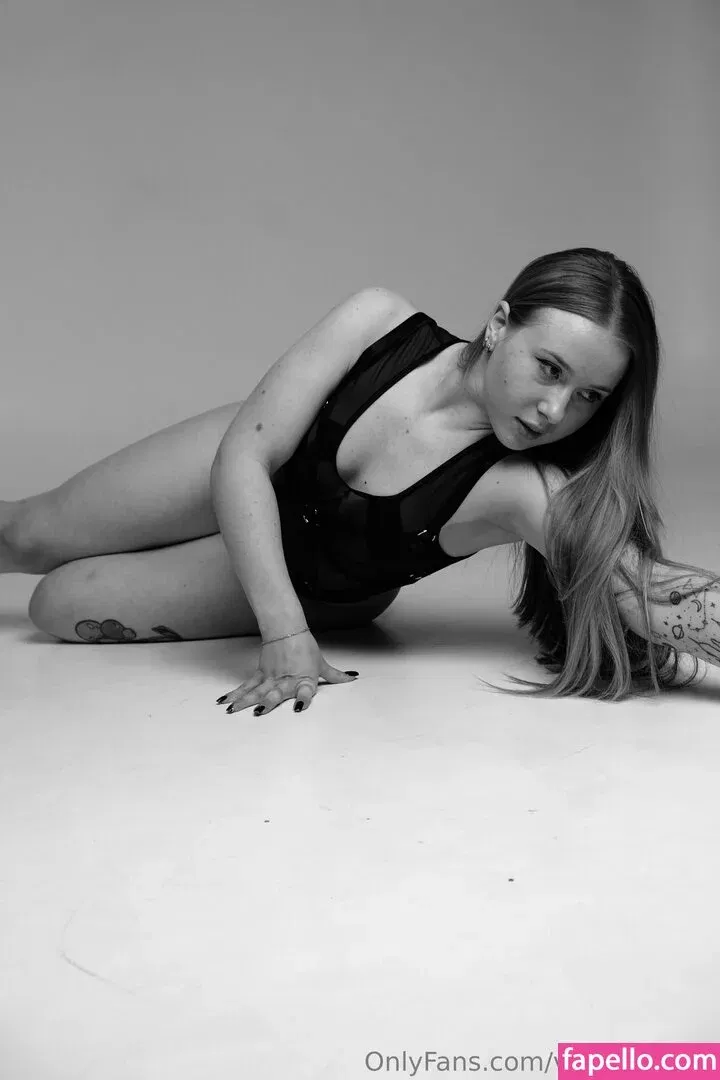 virgin_desire Onlyfans Photo Gallery 