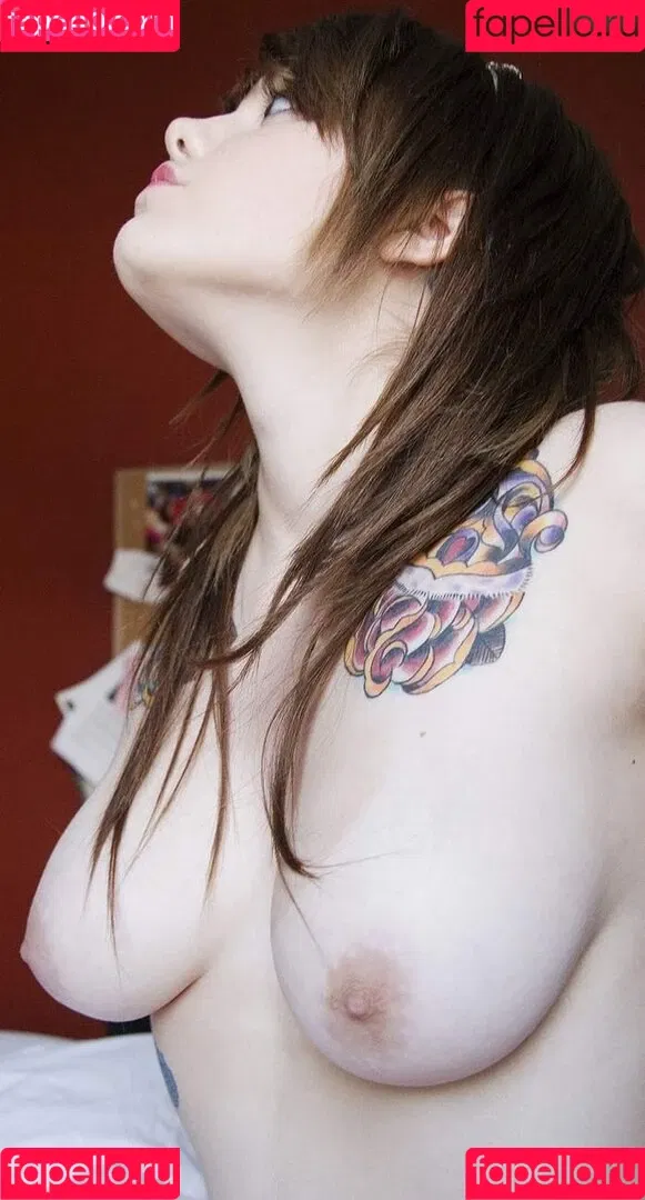 Coeur de pirate Onlyfans Photo Gallery 