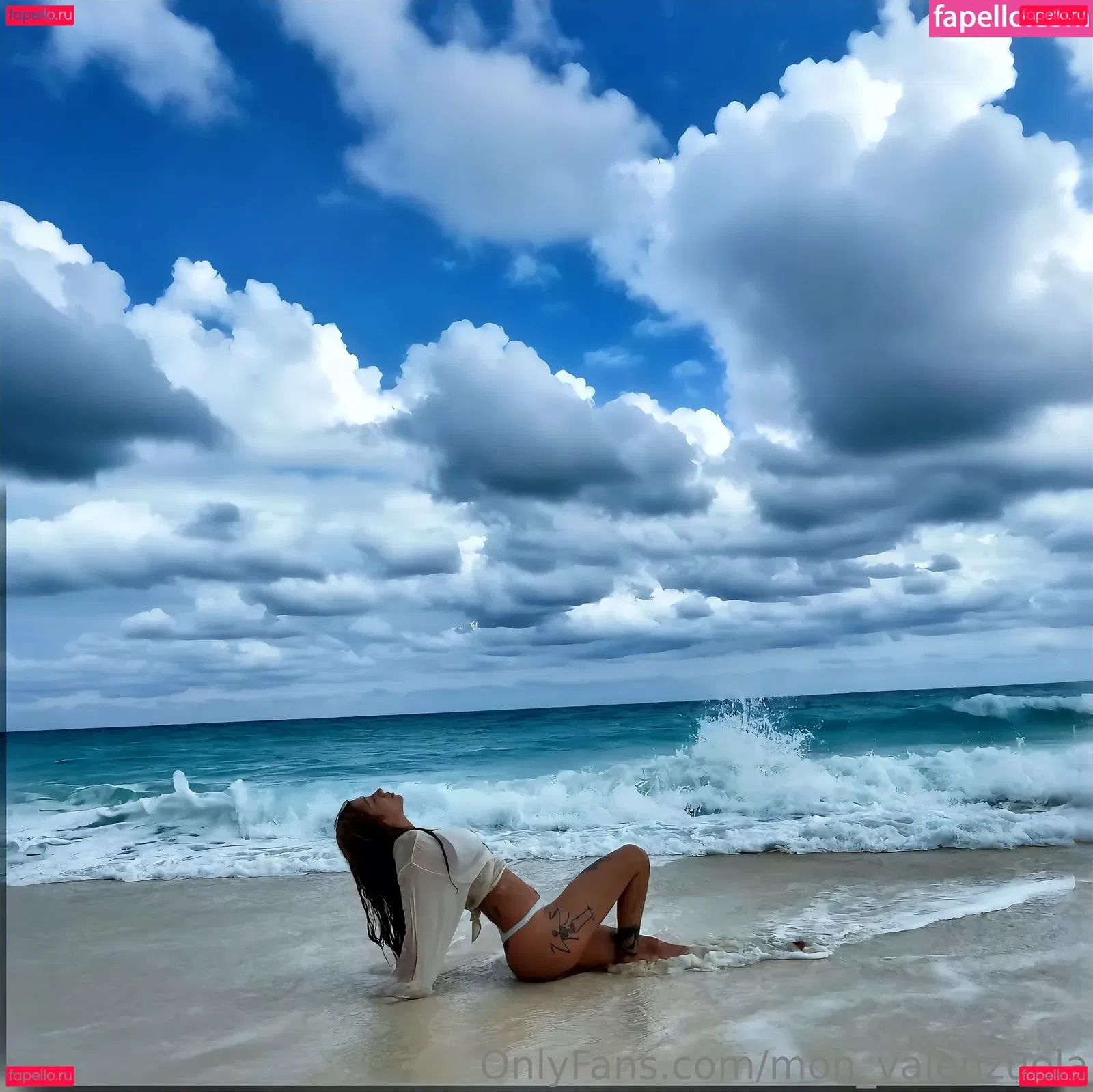 Mon Valenzuela Onlyfans Photo Gallery 