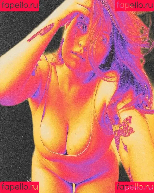 Chloe Maddren Onlyfans Photo Gallery 