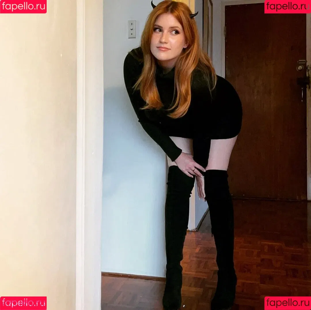 Chloe Maddren Onlyfans Photo Gallery 