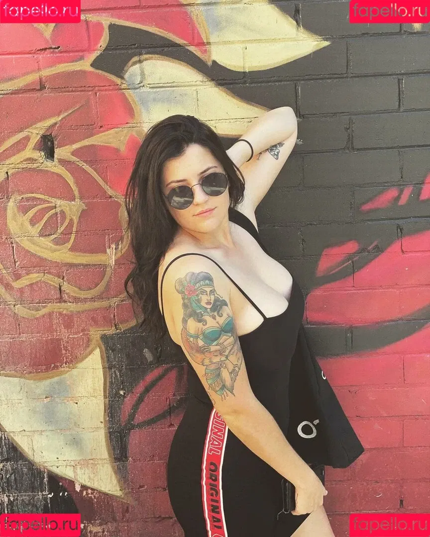 Chloe Maddren Onlyfans Photo Gallery 