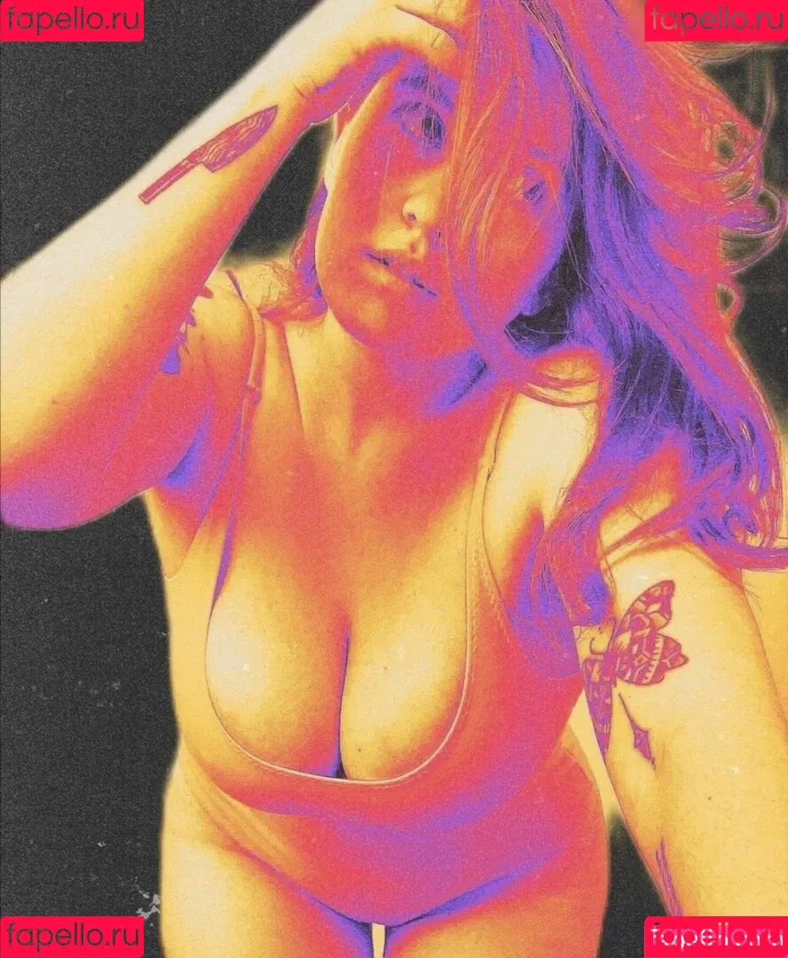Chloe Maddren Onlyfans Photo Gallery 