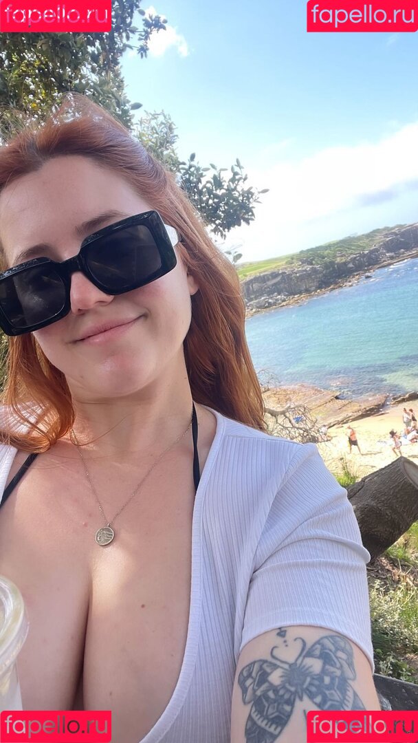 Chloe Maddren Onlyfans Photo Gallery 