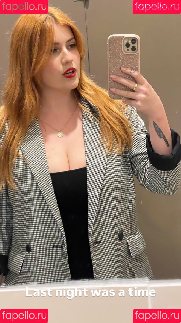 Chloe Maddren Onlyfans Photo Gallery 