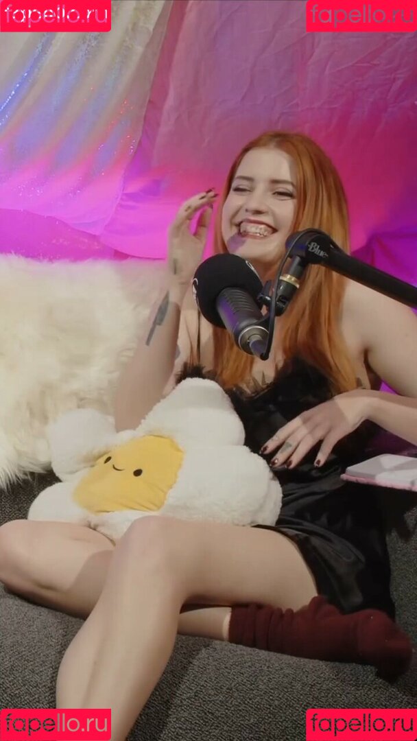 Chloe Maddren Onlyfans Photo Gallery 