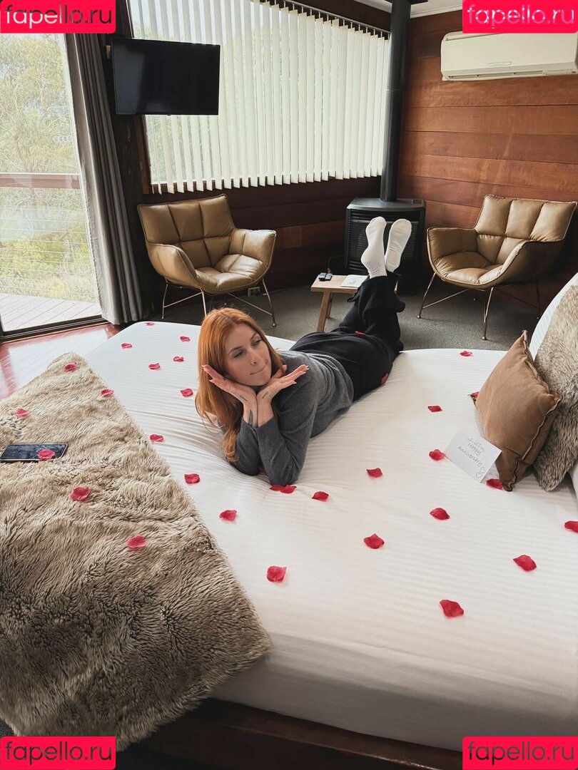 Chloe Maddren Onlyfans Photo Gallery 