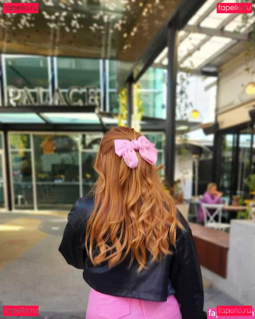 Chloe Maddren Onlyfans Photo Gallery 