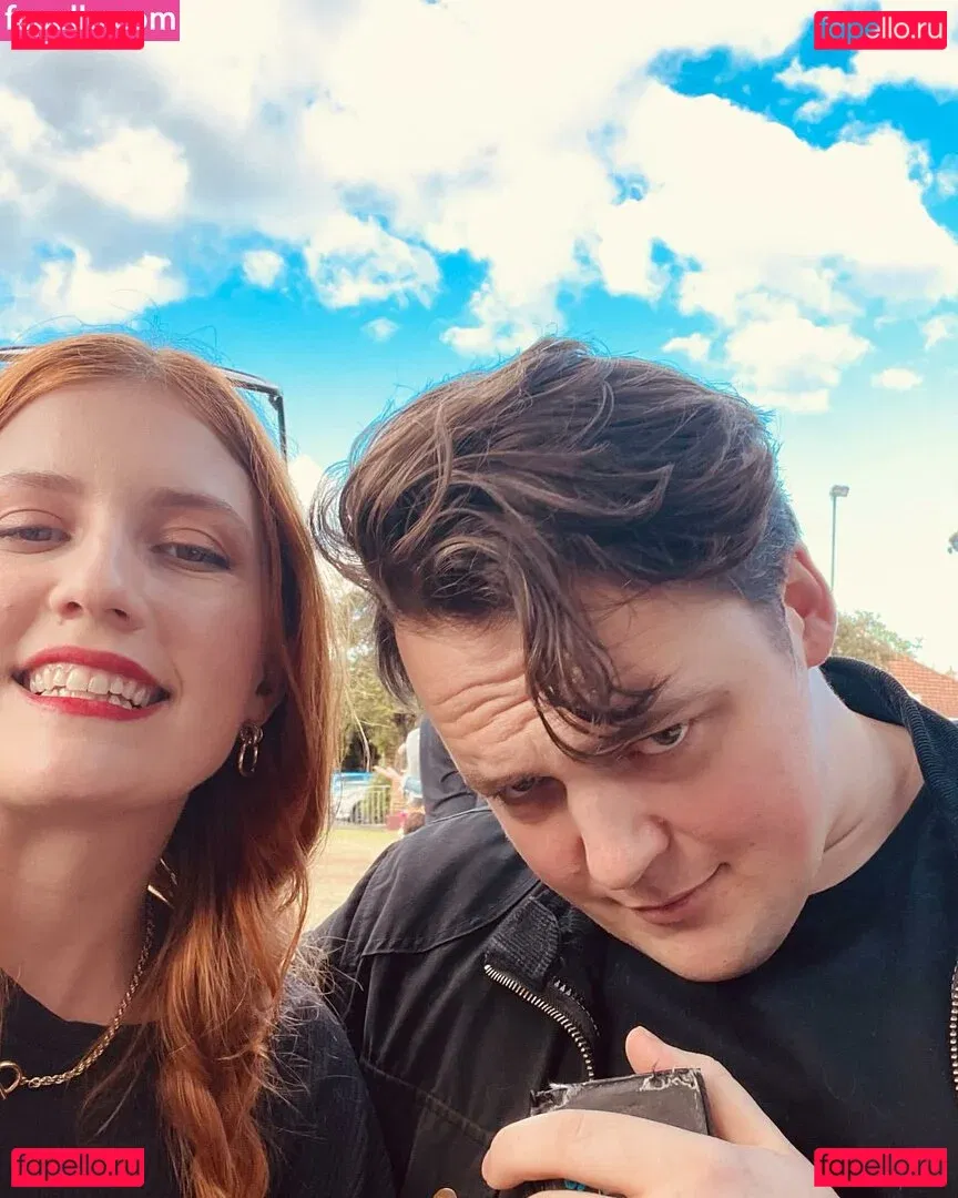 Chloe Maddren Onlyfans Photo Gallery 