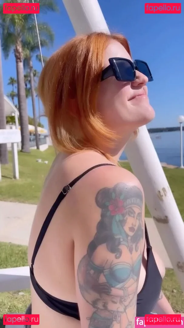 Chloe Maddren Onlyfans Photo Gallery 