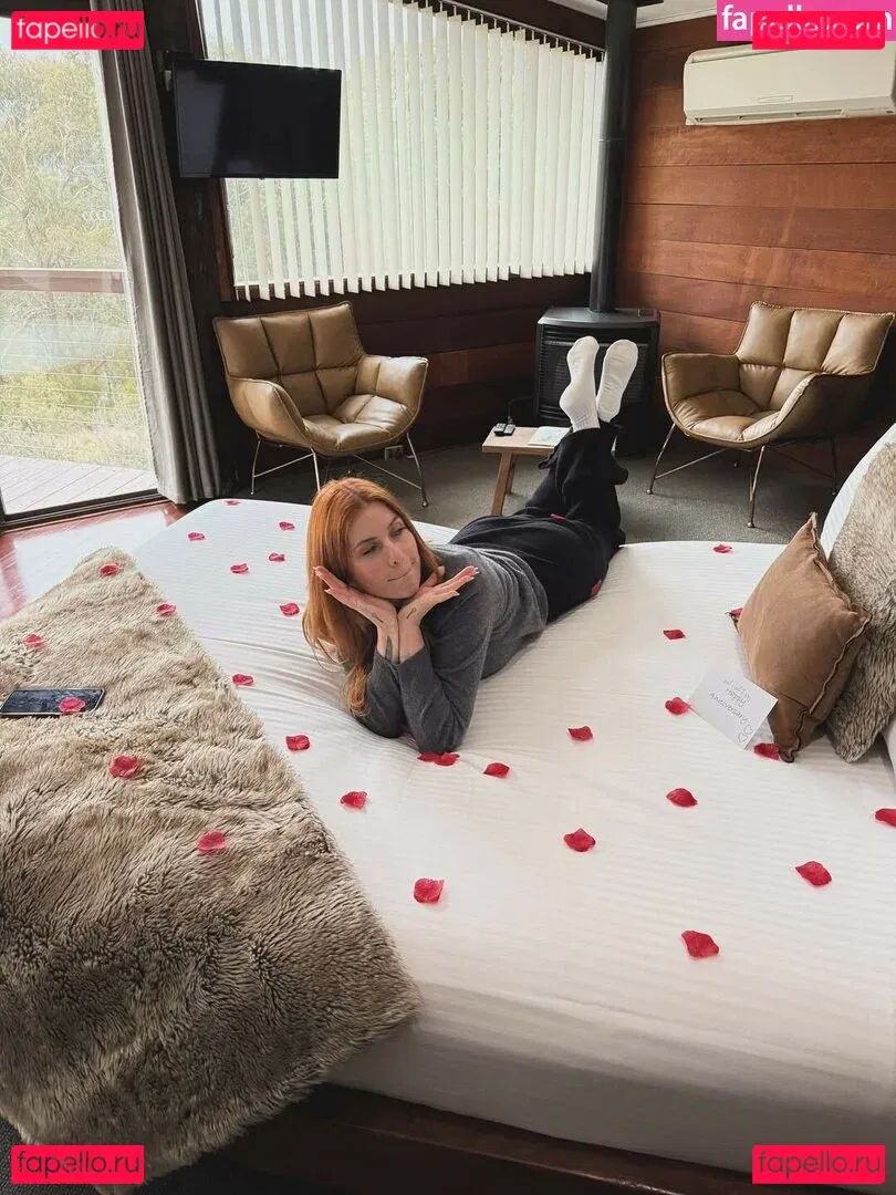 Chloe Maddren Onlyfans Photo Gallery 