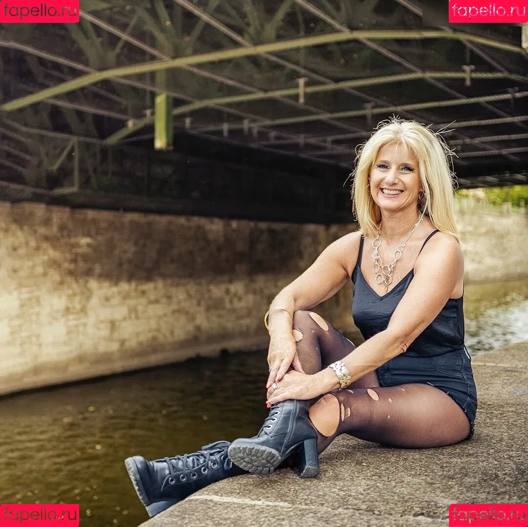 Bridget Best Age Onlyfans Photo Gallery 