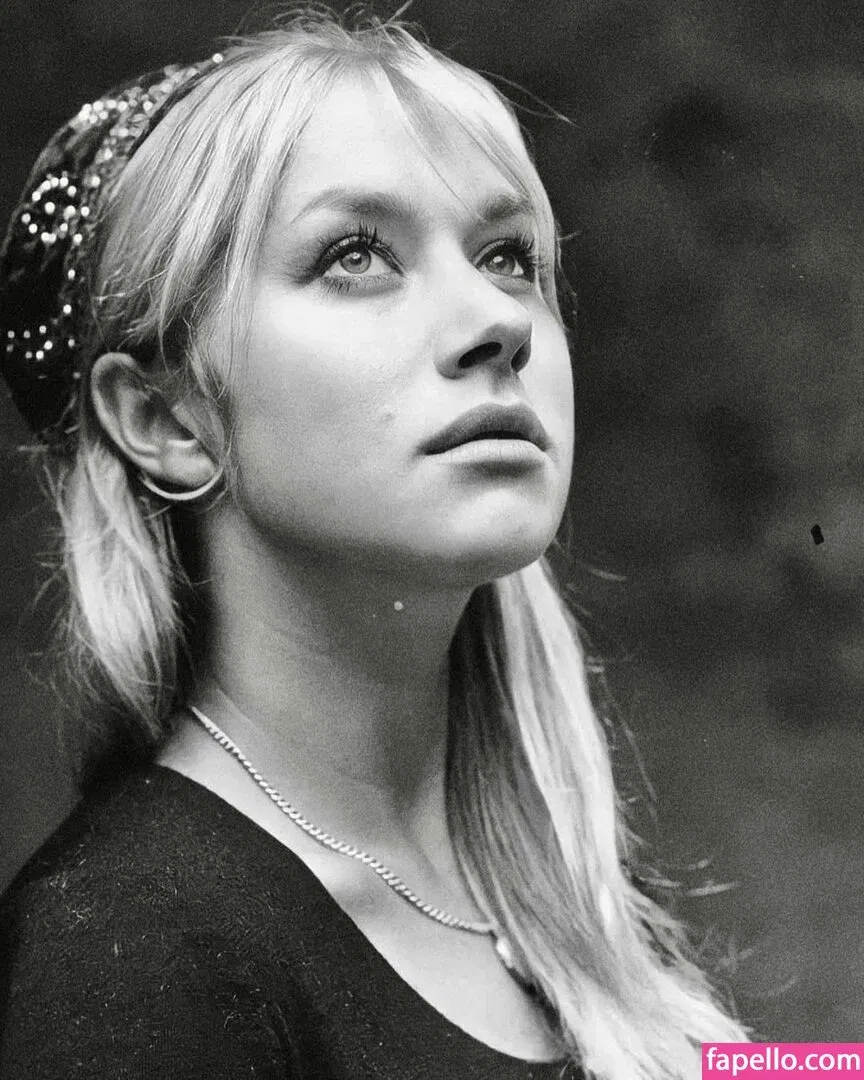 Helen Mirren Onlyfans Photo Gallery 