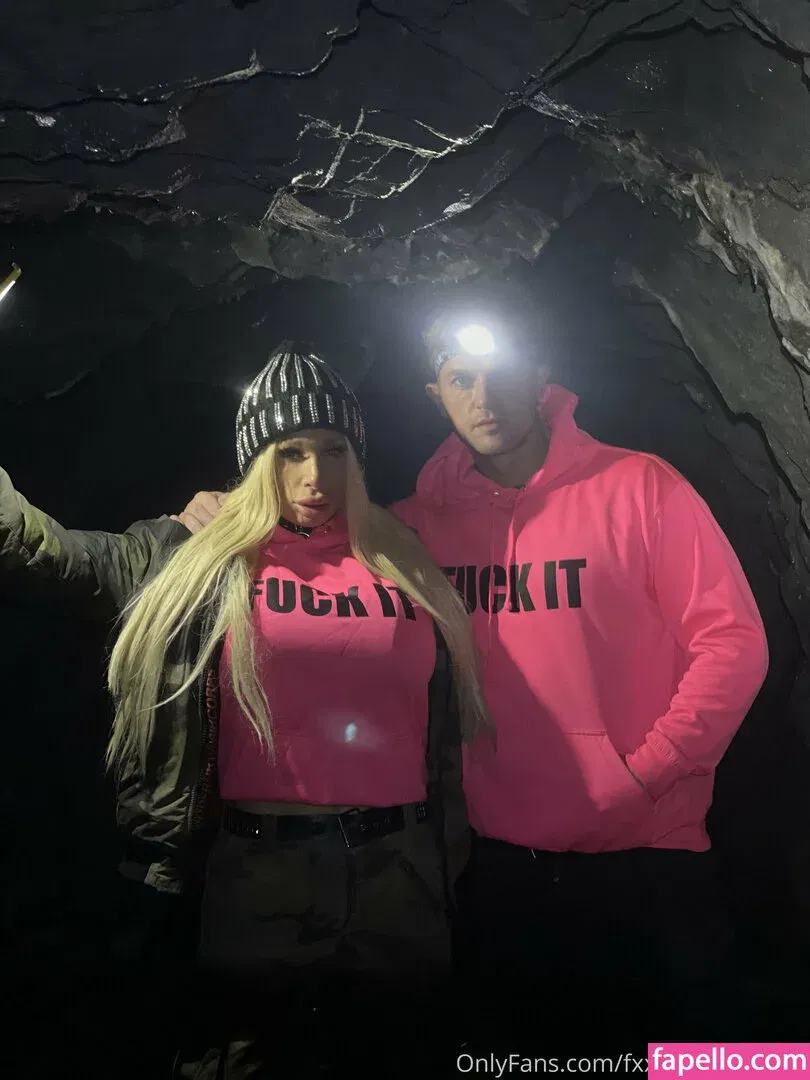 fxxkingexplorers Onlyfans Photo Gallery 