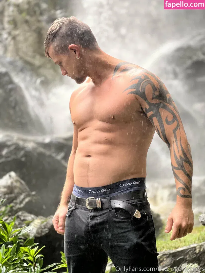 fxxkingexplorers Onlyfans Photo Gallery 