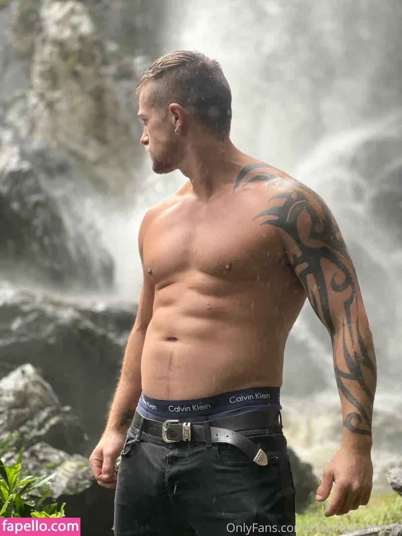 fxxkingexplorers Onlyfans Photo Gallery 