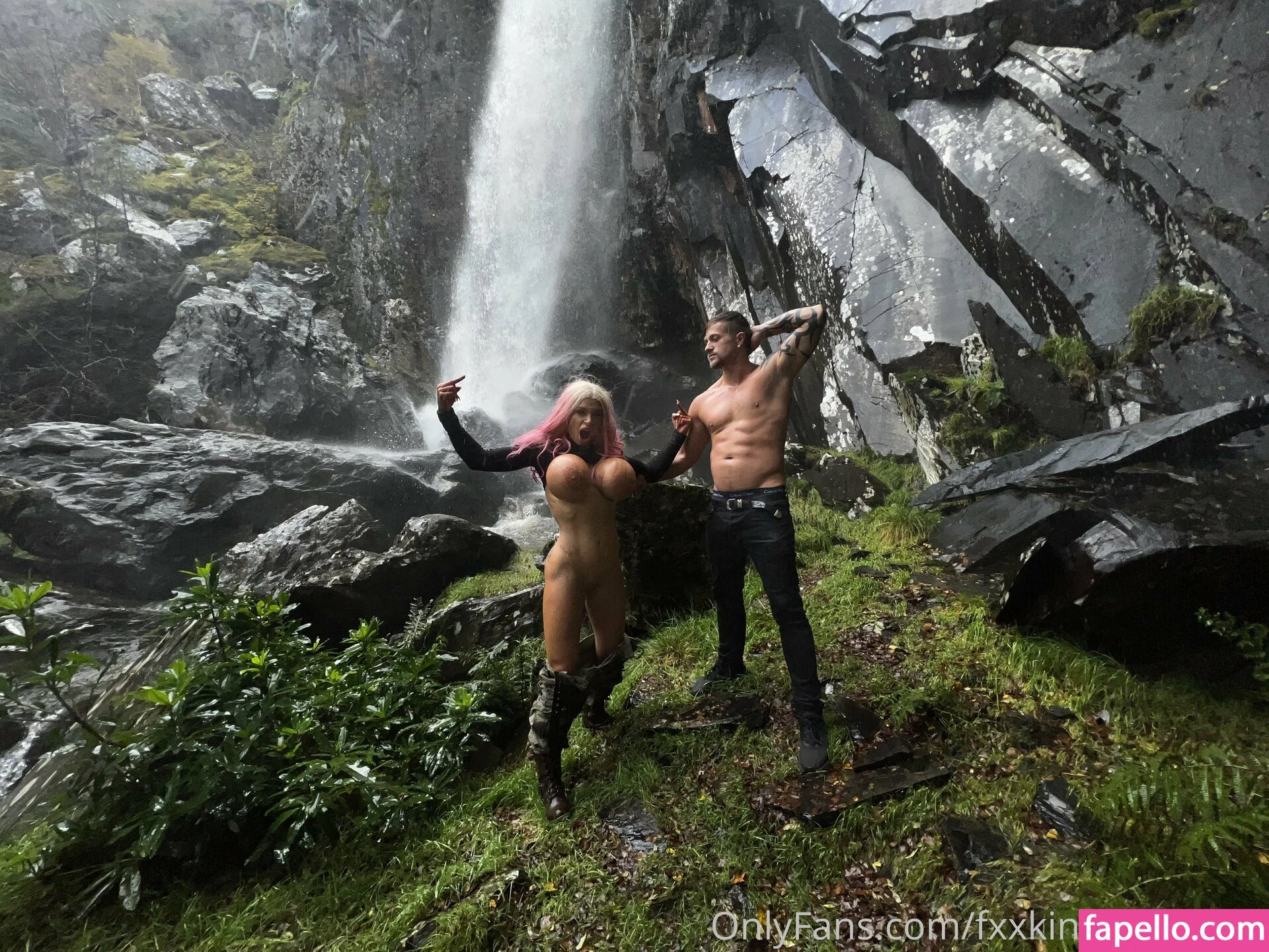 fxxkingexplorers Onlyfans Photo Gallery 