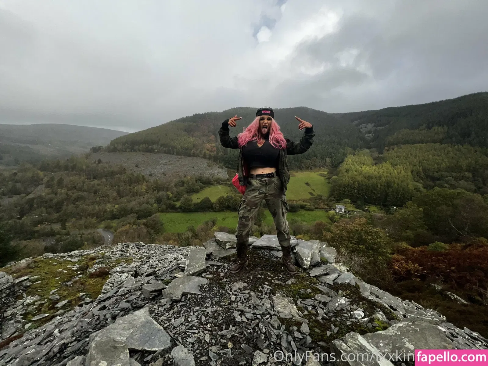 fxxkingexplorers Onlyfans Photo Gallery 