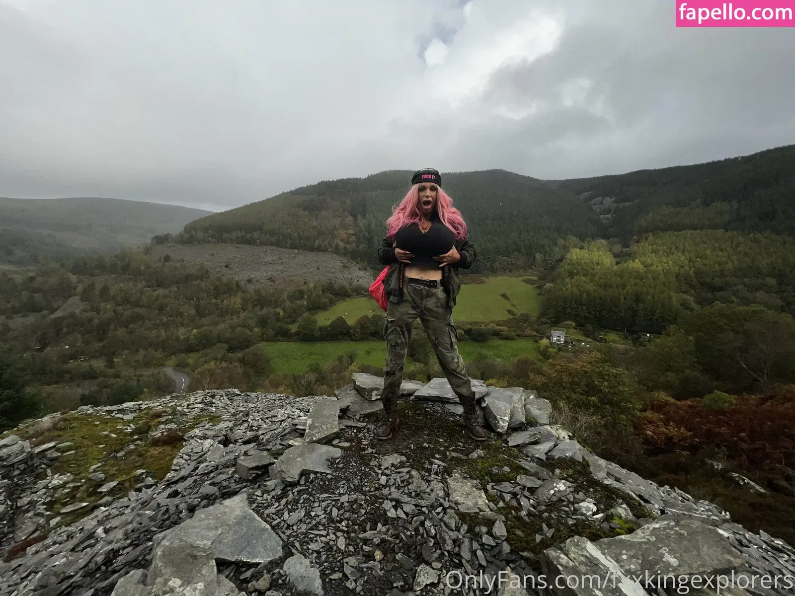 fxxkingexplorers Onlyfans Photo Gallery 