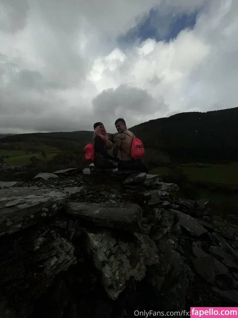 fxxkingexplorers Onlyfans Photo Gallery 