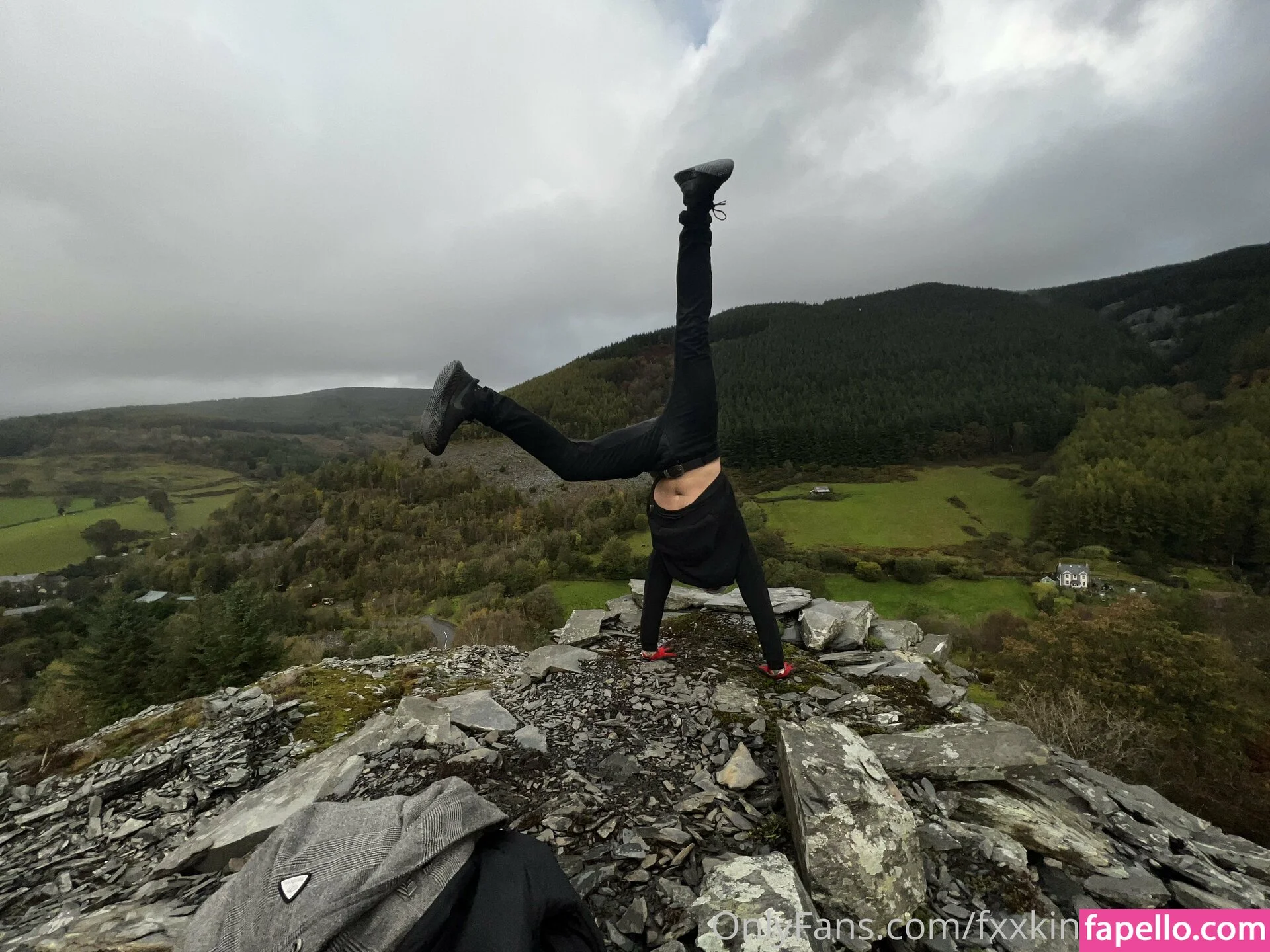 fxxkingexplorers Onlyfans Photo Gallery 