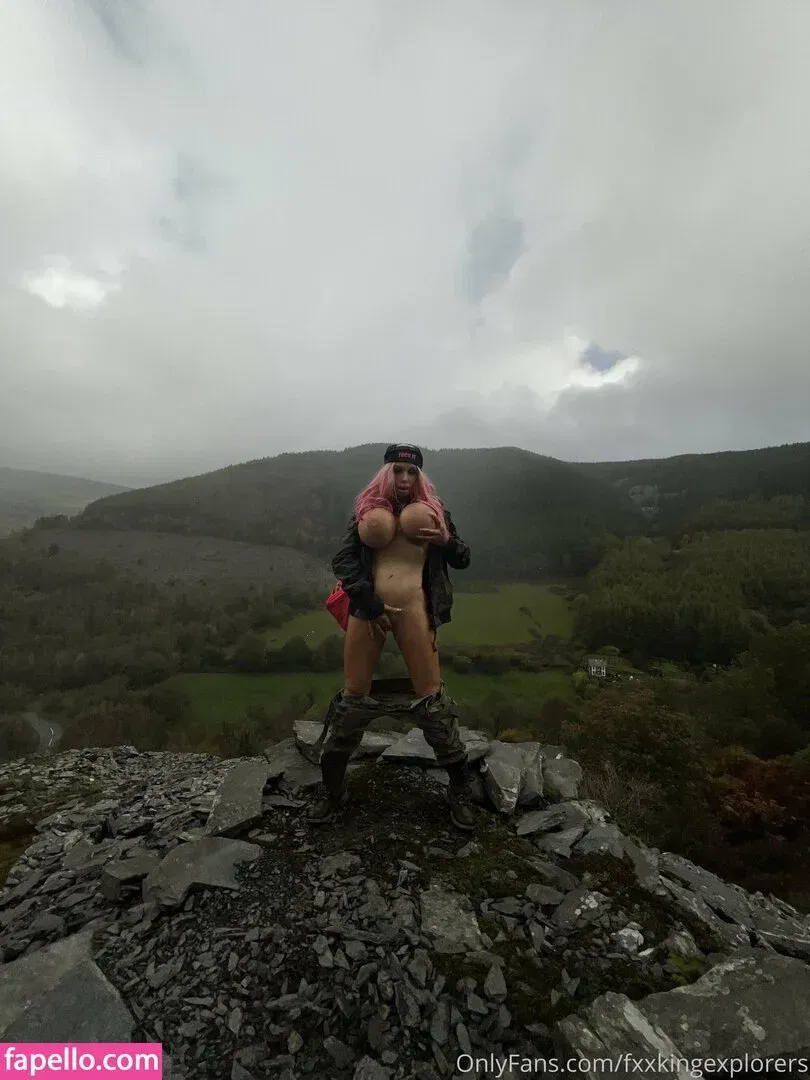 fxxkingexplorers Onlyfans Photo Gallery 