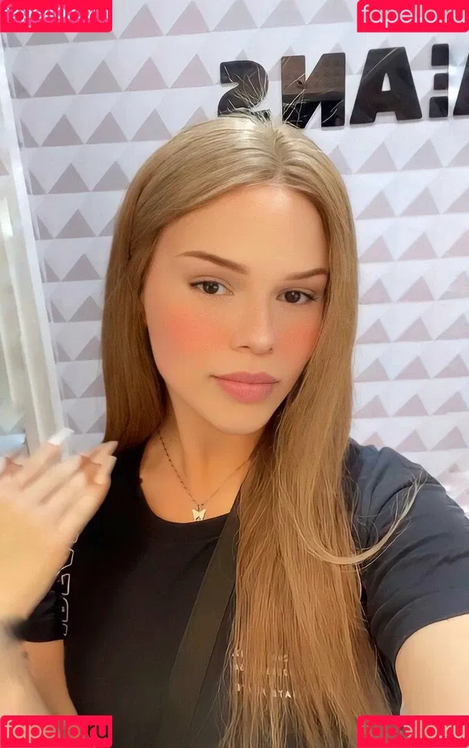 Maia Feel Onlyfans Photo Gallery 