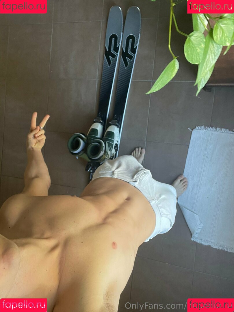 hugodupre Onlyfans Photo Gallery 