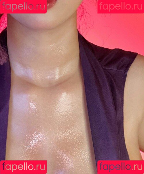 Anizu Chie Onlyfans Photo Gallery 