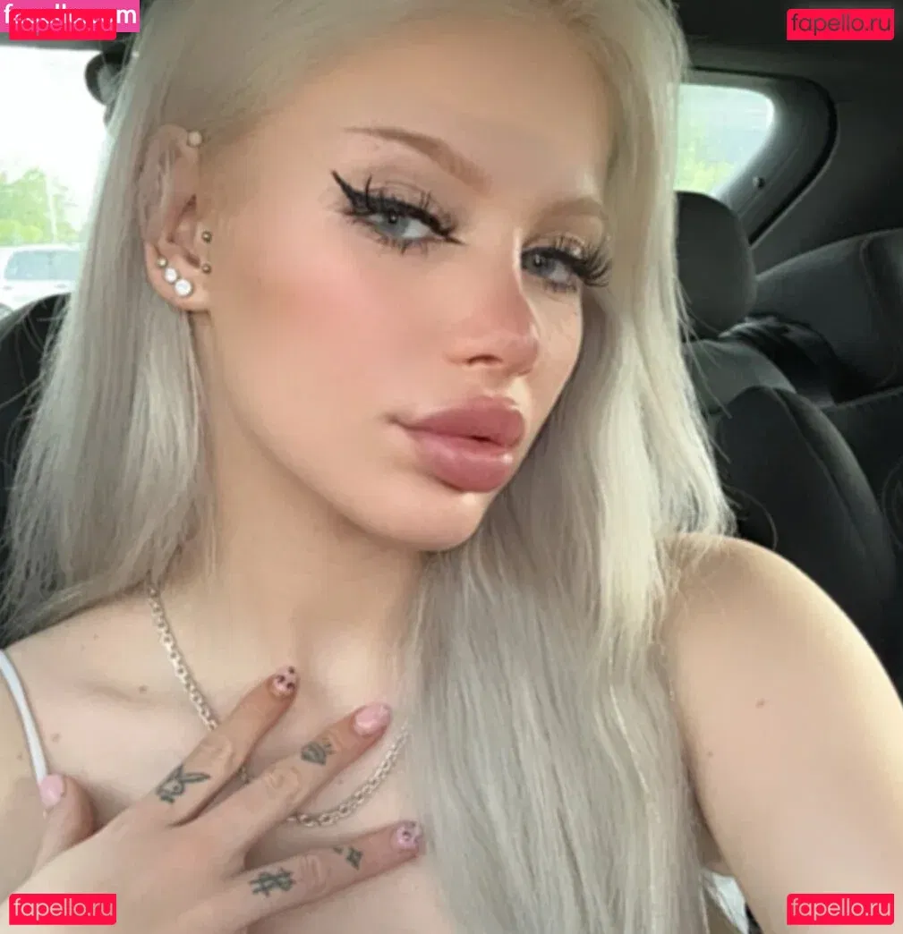 Jula Mayana Onlyfans Photo Gallery 