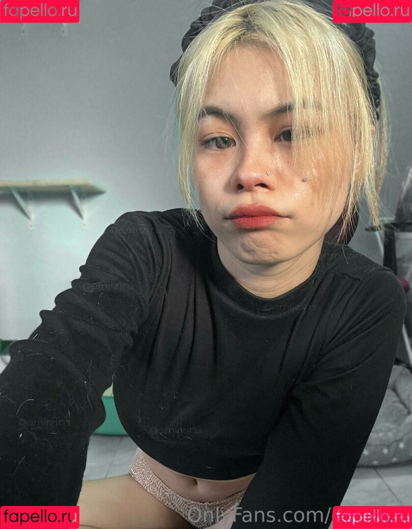 emiiziru Onlyfans Photo Gallery 