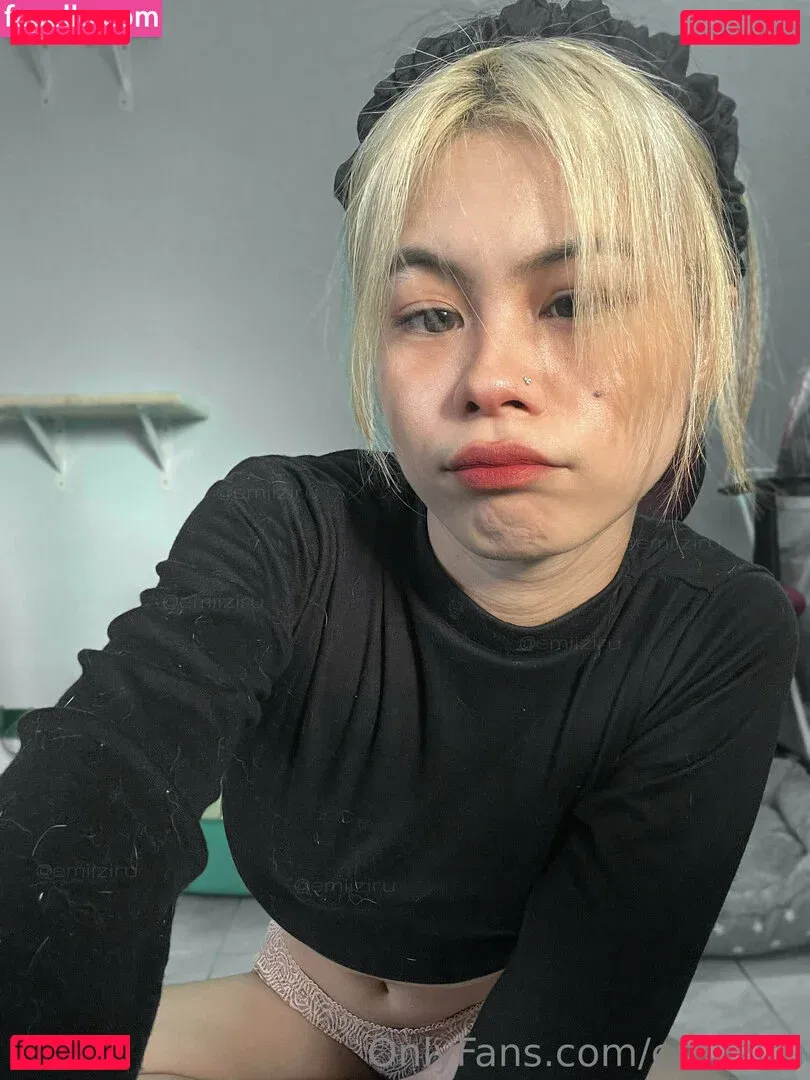 emiiziru Onlyfans Photo Gallery 