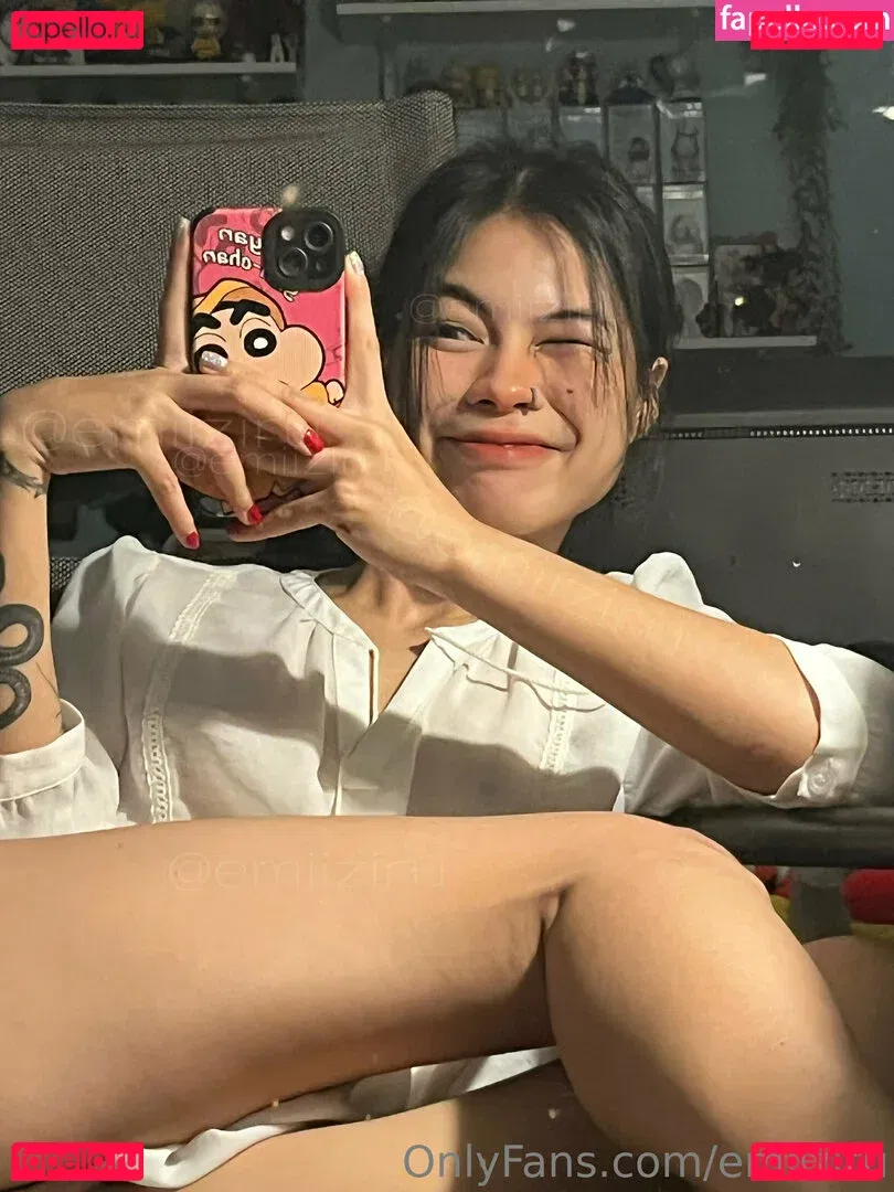 emiiziru Onlyfans Photo Gallery 