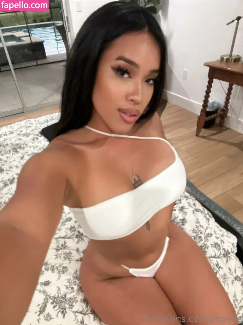 jmoves Onlyfans Photo Gallery 