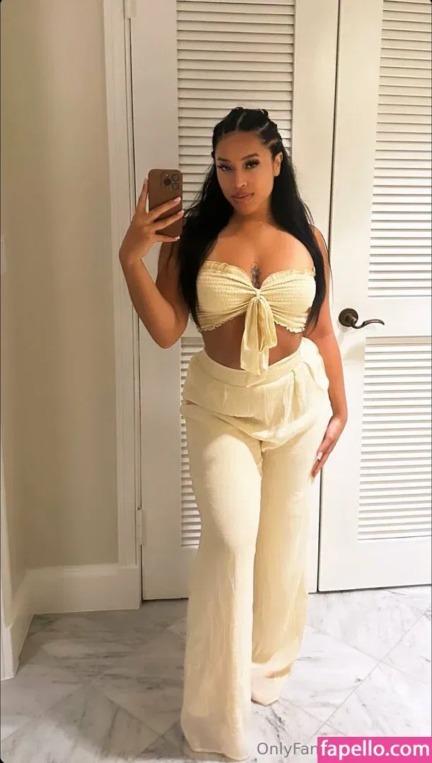 jmoves Onlyfans Photo Gallery 