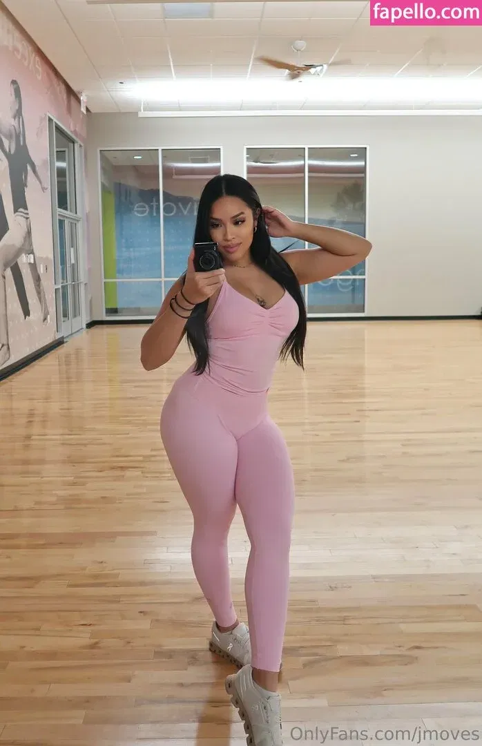 jmoves Onlyfans Photo Gallery 