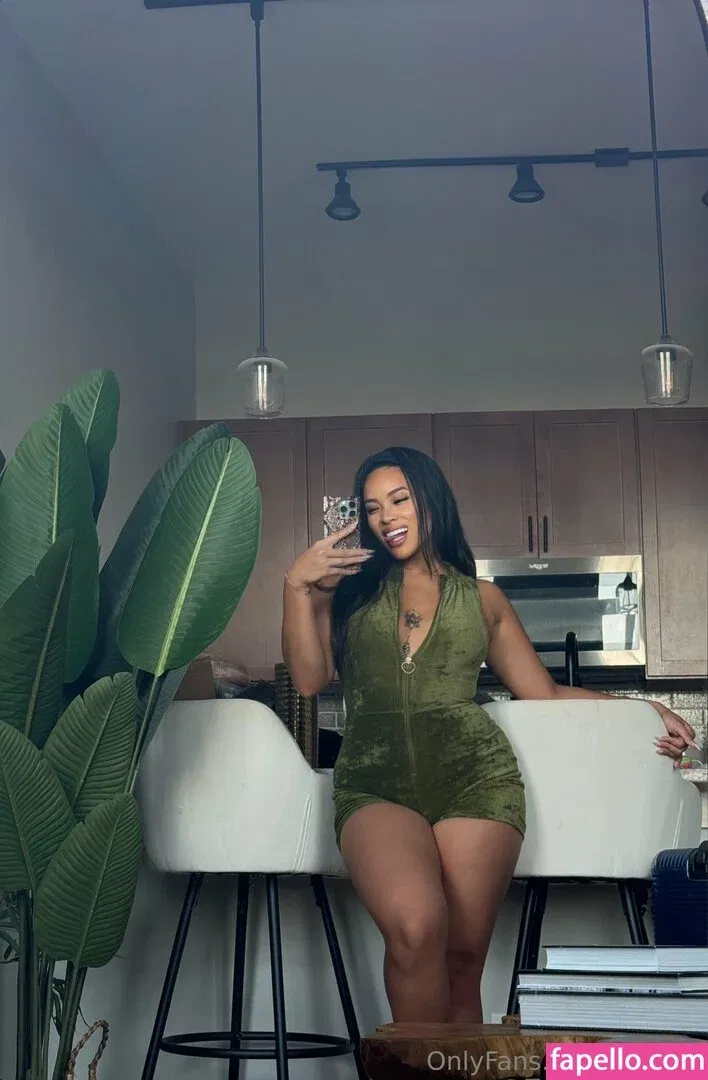 jmoves Onlyfans Photo Gallery 